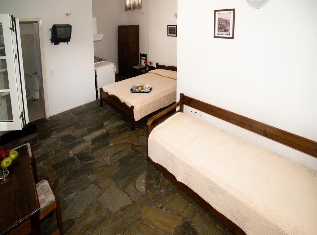 Aiolos Hotel Ménites المظهر الخارجي الصورة