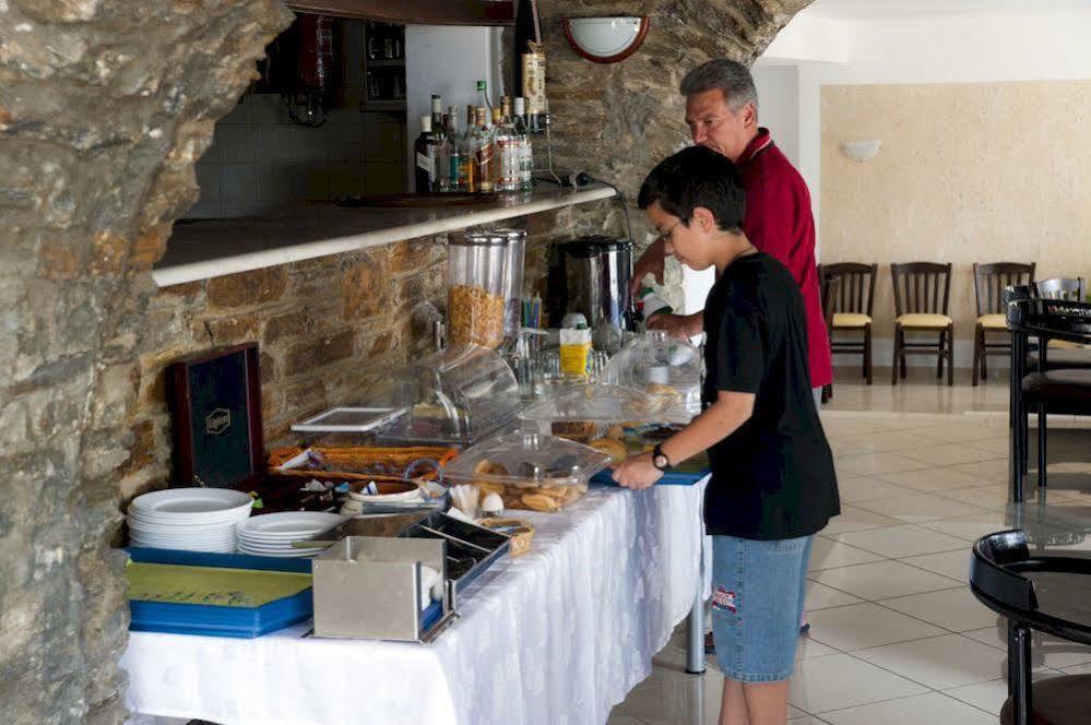 Aiolos Hotel Ménites المظهر الخارجي الصورة